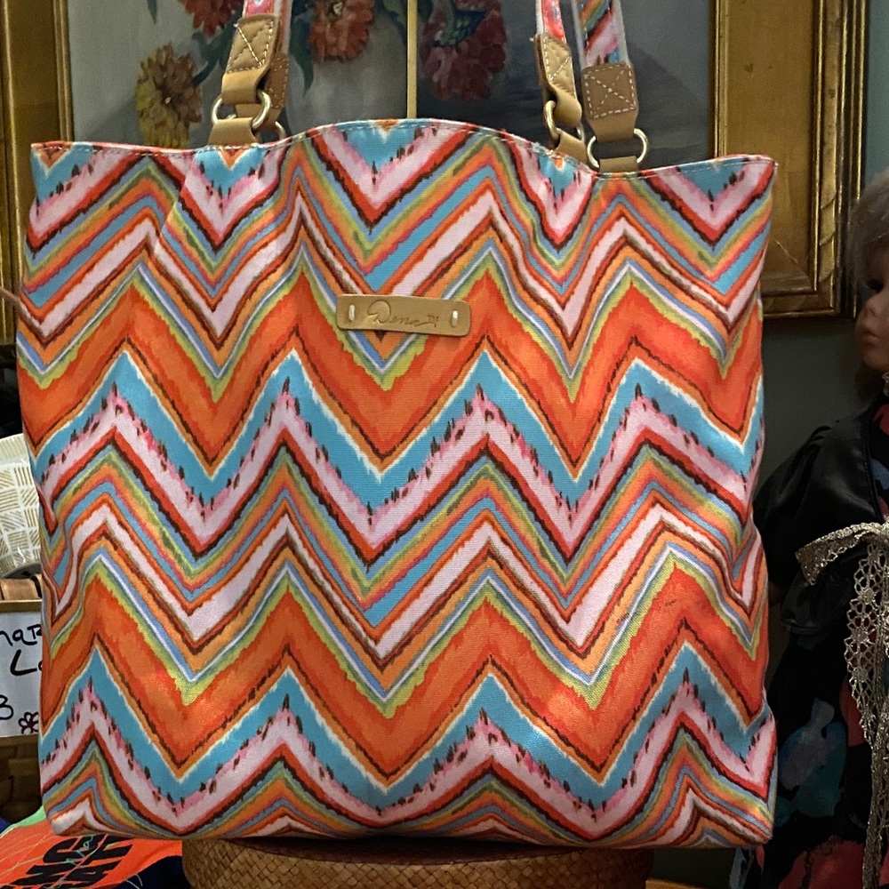 Dena Reversible Canvas Tote - Chevron and Diamond Patterns - LG